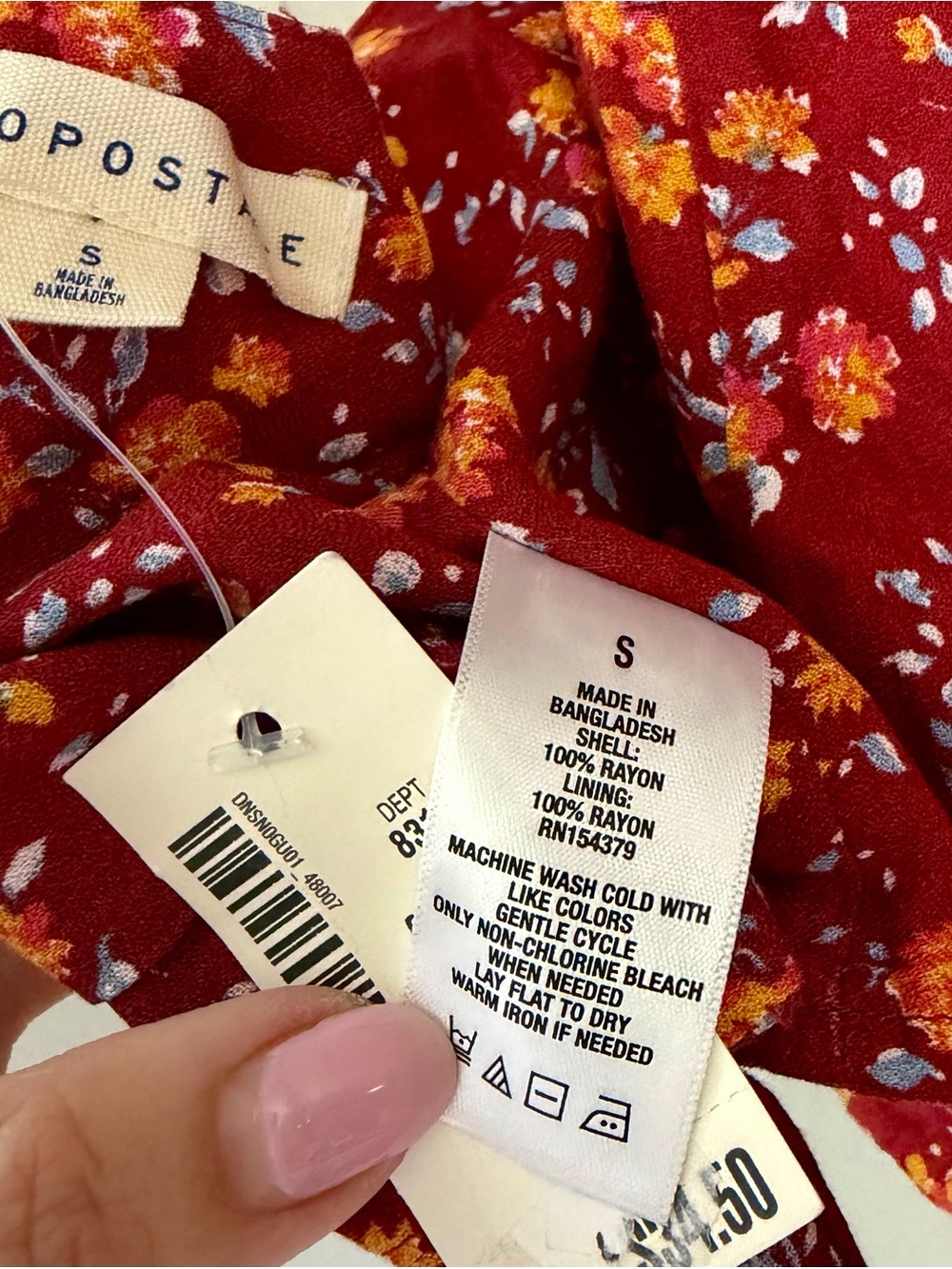 NWT Aeropostale Red Floral Crop Top Back Tie Design Size S - Picture 2 of 3